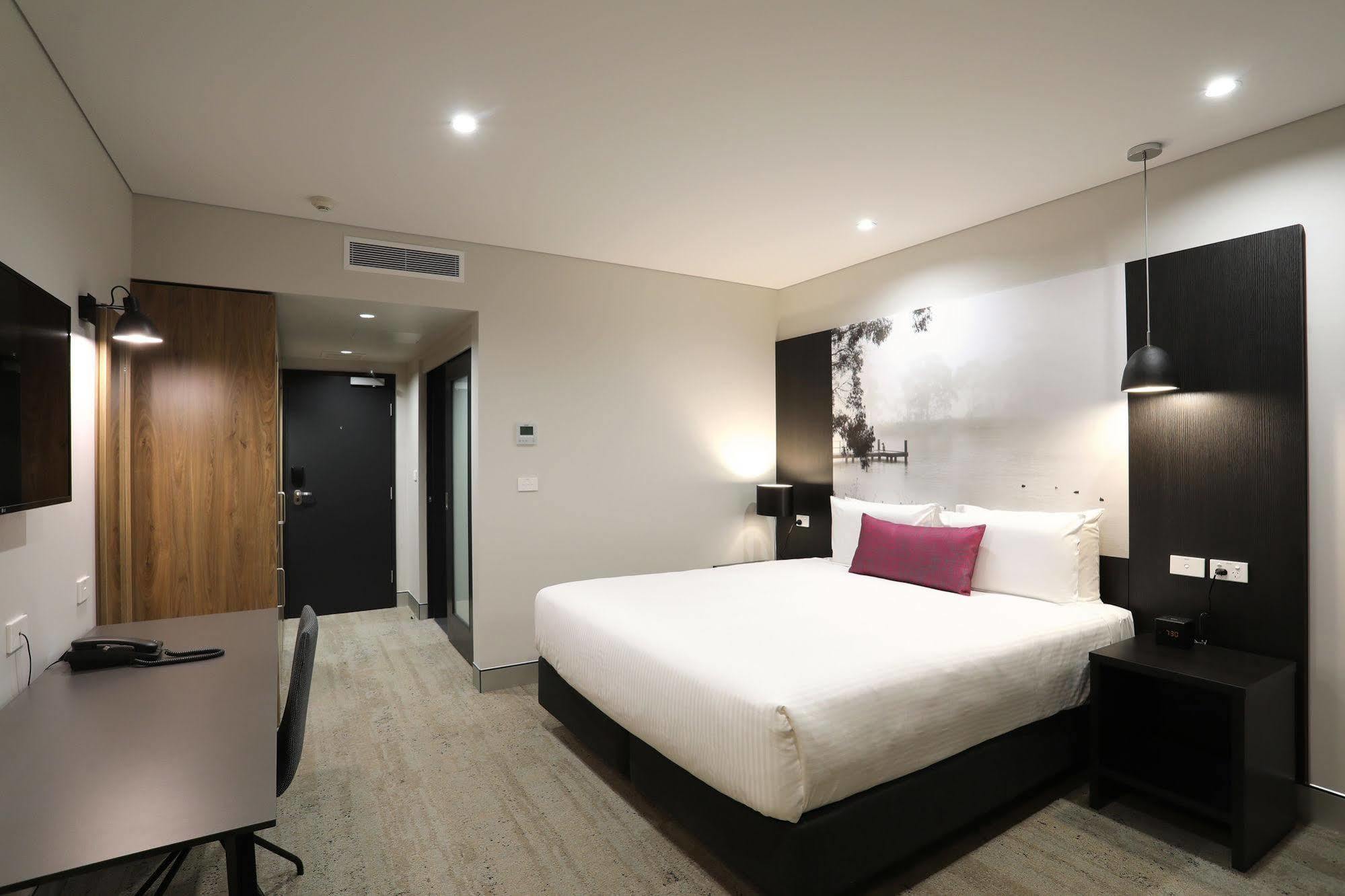 Mercure Tamworth Esterno foto